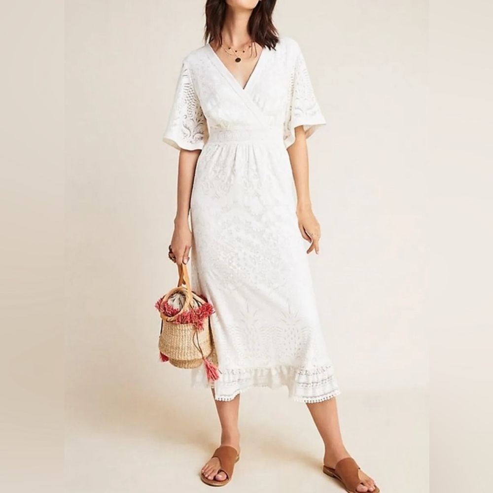 Elegant White Lace Dress